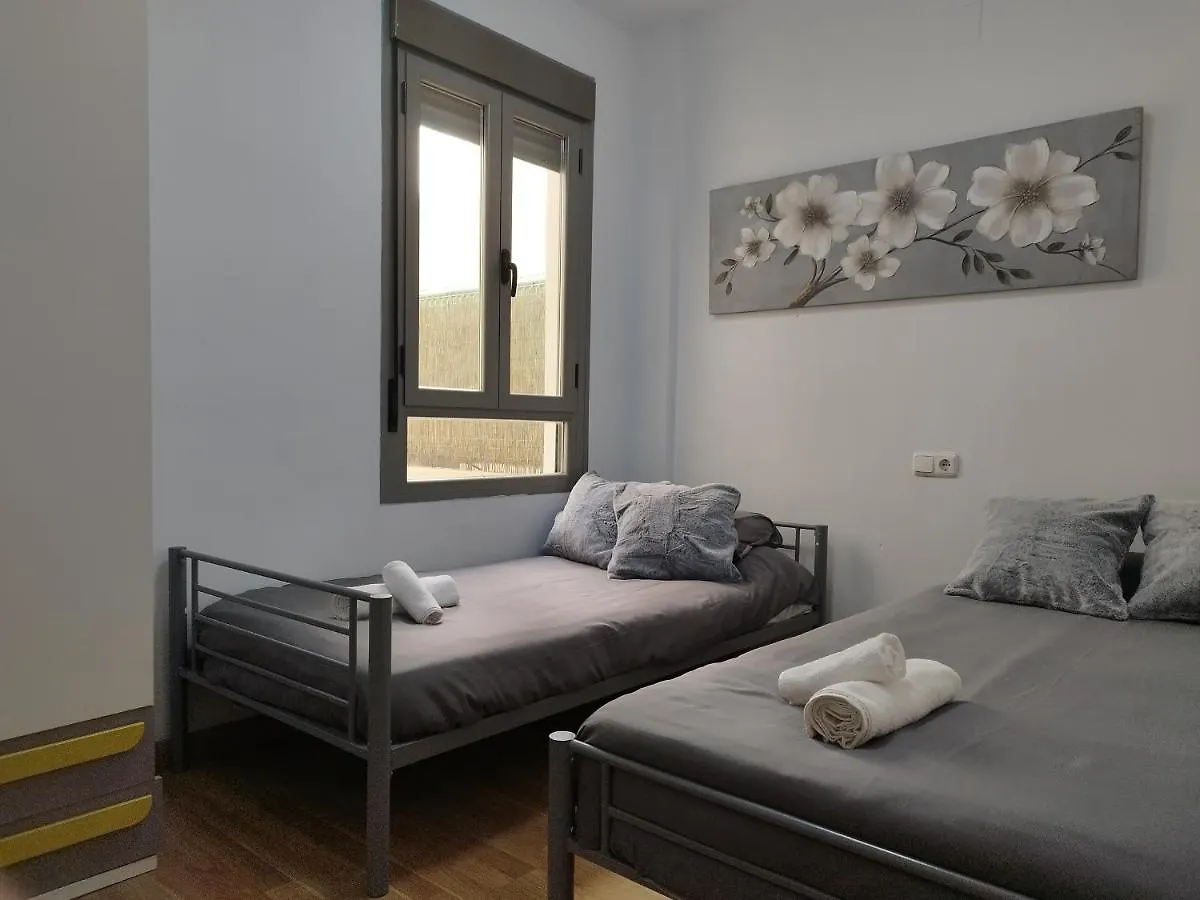 Apartamento En Urbanizacion De Lujo Con Piscina, Gimnasio Y Spa Aparcamiento Gratis En La Zona Cordoba Apartment